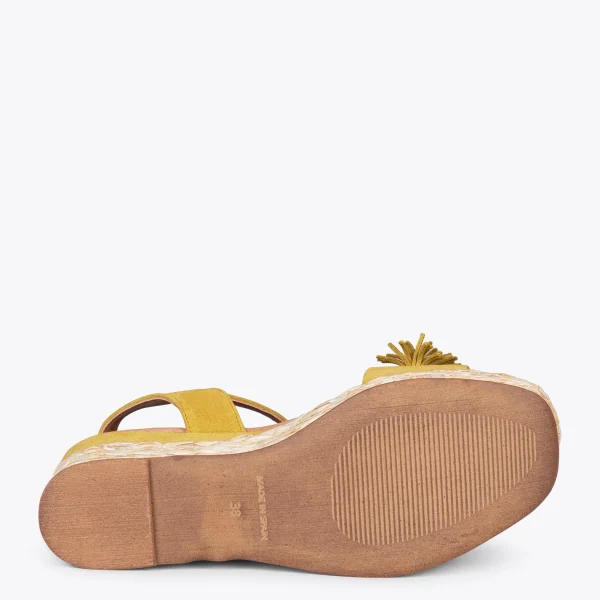 MiMaO ShopOnline FLOWER – Sandales Avec Compensé En Raphia Et Pompon JAUNE 6