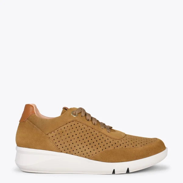 MiMaO ShopOnline BLUCHER SPORTIF – Baskets Compensées Pour Femme CAMEL 1