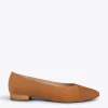 MiMaO ShopOnline MARIE – Chaussures à Talon Bas Et Bout Fin CAMEL 25