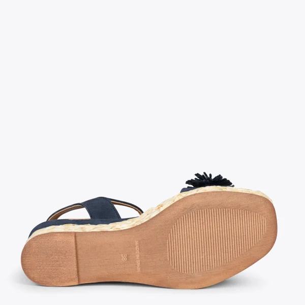 MiMaO ShopOnline FLOWER – Sandales Avec Compensé En Raphia Et Pompon BLEU MARINE 6