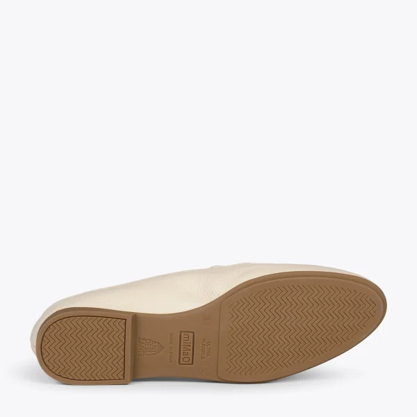 MiMaO ShopOnline STYLE – Mocassins En Cuir Avec Détail Métallique BEIGE 6
