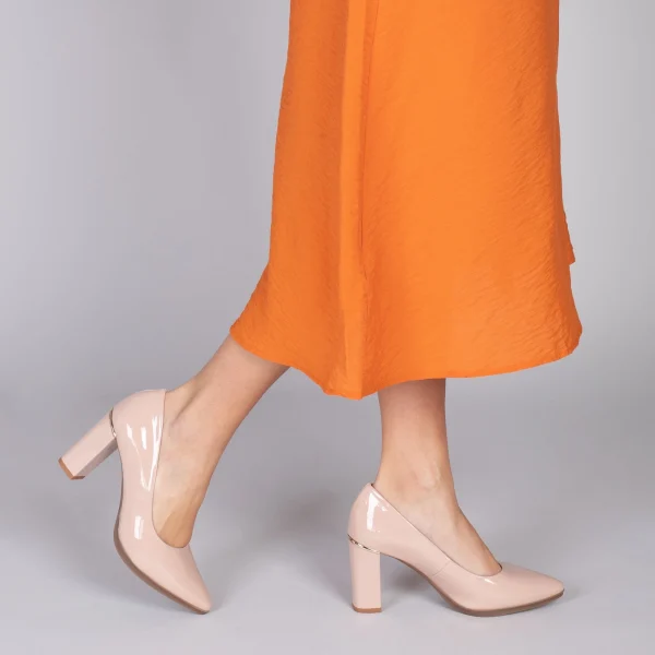 MiMaO ShopOnline URBAN VERNI – Chaussures à Talon En Cuir Verni Et Détail Métallique NUDE 7