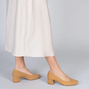 MiMaO ShopOnline URBAN ROND – Chaussures à Talon Bas En Daim CAMEL 19
