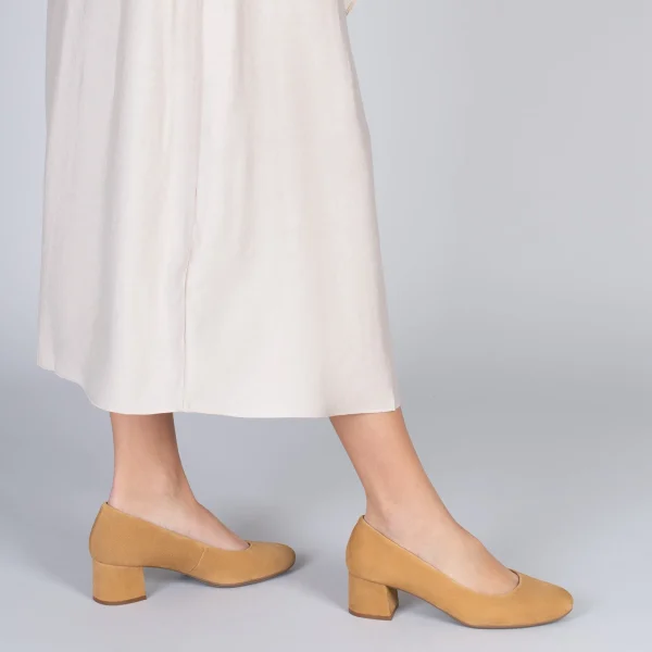 MiMaO ShopOnline URBAN ROND – Chaussures à Talon Bas En Daim CAMEL 7