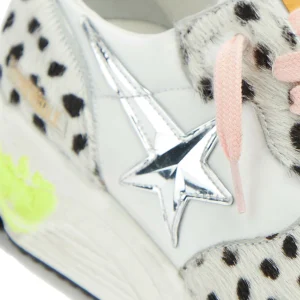 GOLDEN GOOSE Baskets Running Cuir Pois Noir Blanc 13